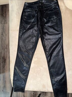 White House Black Market Black Croc-Embossed Skinny Jeans